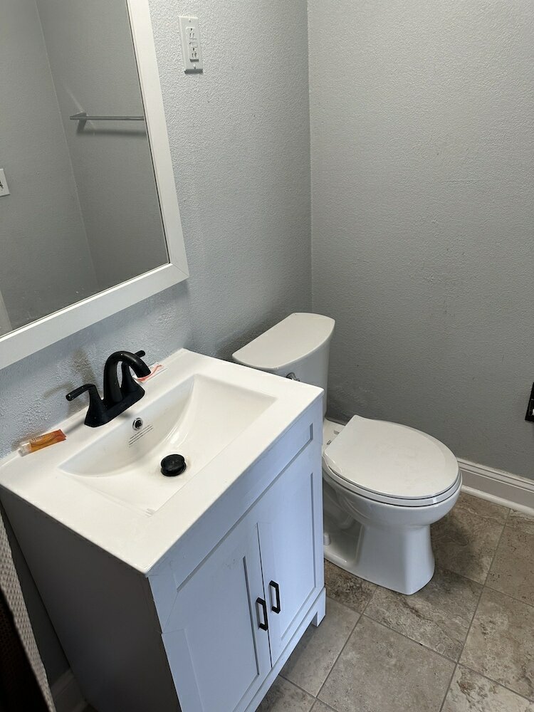 Фото Courtland Inn Motel