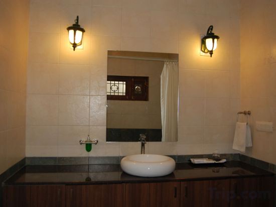 Фото The Colonial Manek Manor