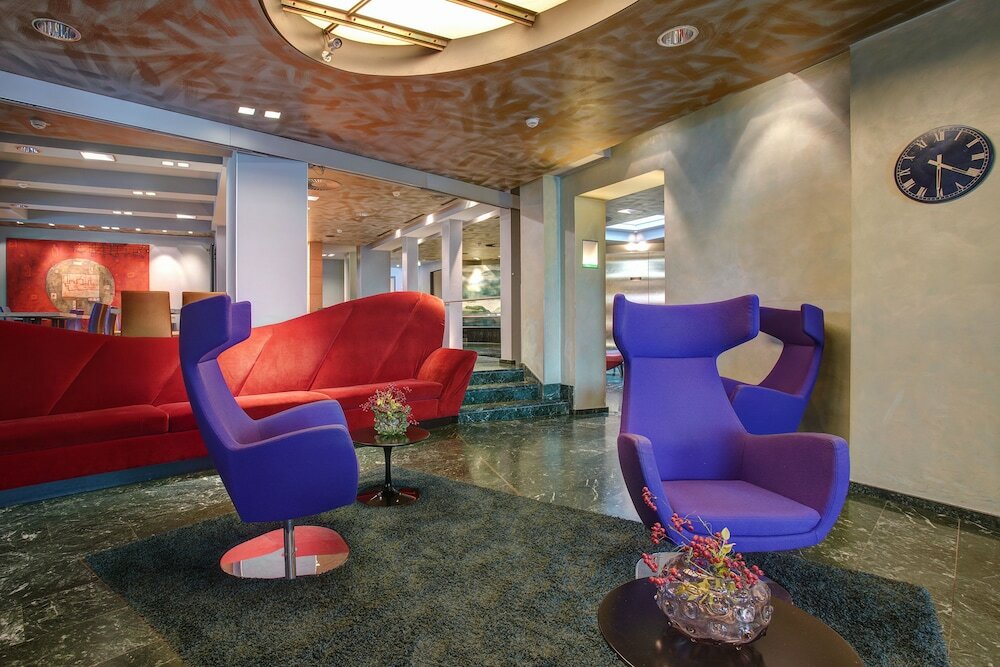Фото Premier Inn Koeln City Centre