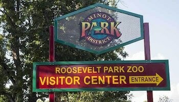 Фото Super 8 by Wyndham Minot Airport