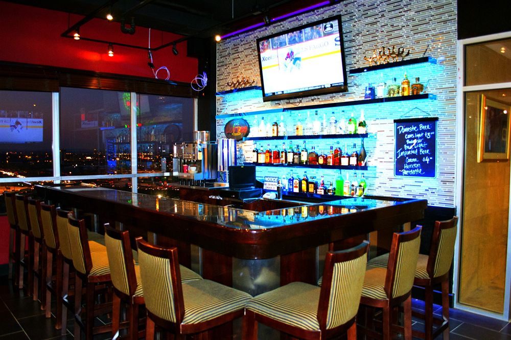 Фото Ramada by Wyndham North Bergen