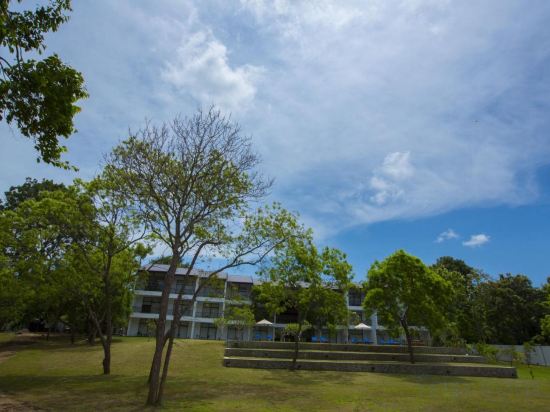 Фото Grand Tamarind Lake