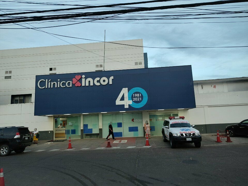 Medical center, clinic Clínica Incor, Santa Cruz de la Sierra, photo