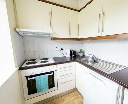 Гостиница Corrib Village в Голуэй