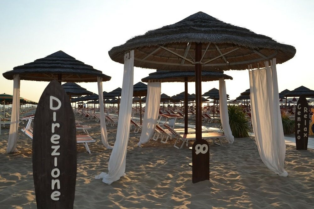 Фото Hotel Mamy