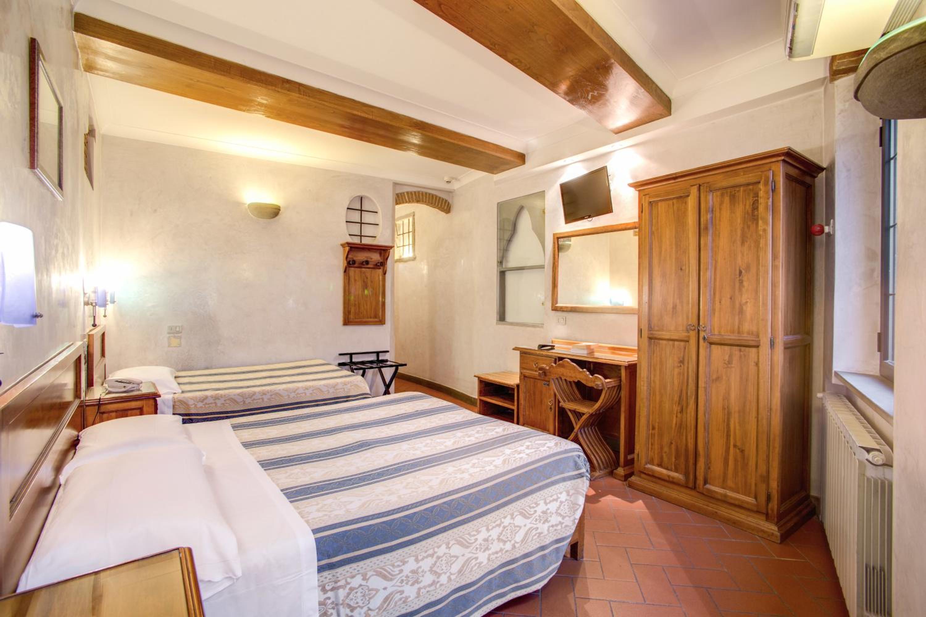 Фото Hotel Lorena