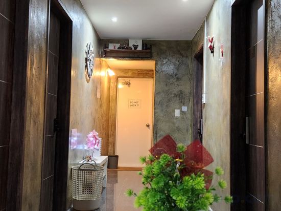 Фото Red Guest House