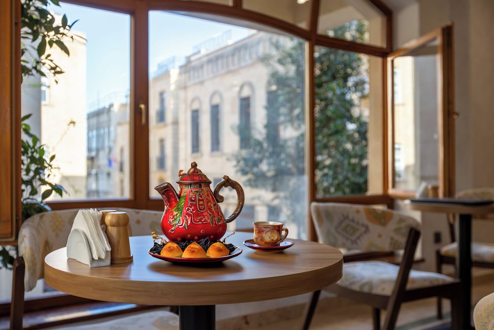 Фото Dastan Baku Hotel