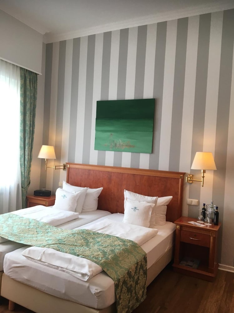 Фото Budget by Hotel Savoy Hannover