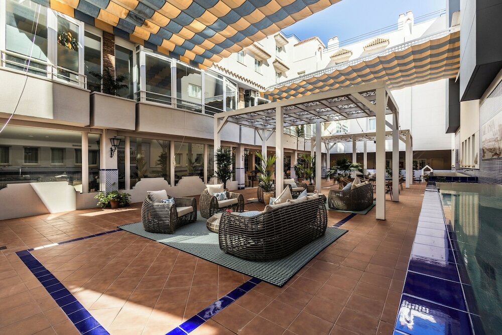 Фото Hesperia Cordoba