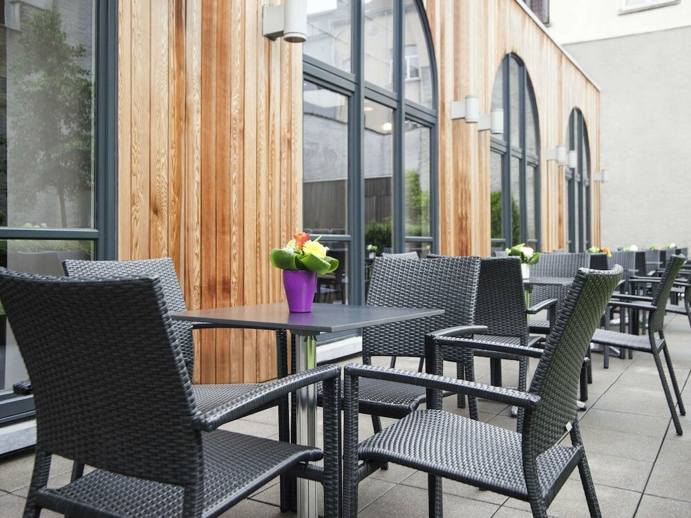 Фото Novotel Brussels Centre Midi Station