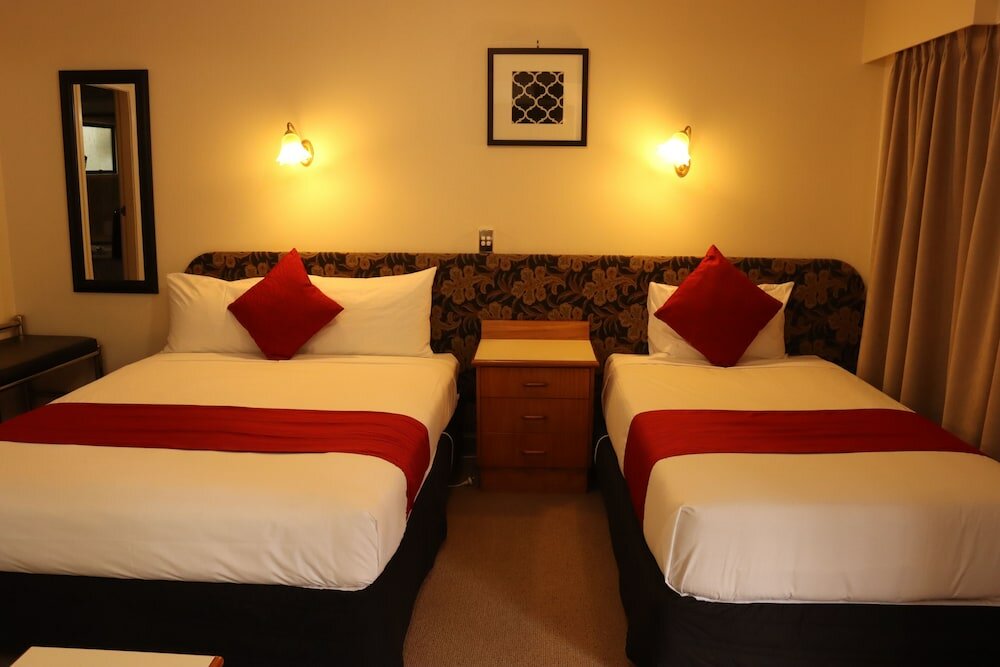 Фото Beetham Park Motel