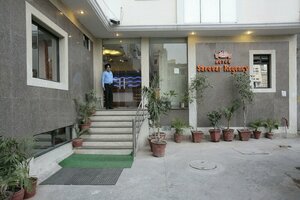 Гостиница Hotel Sarovar Regency