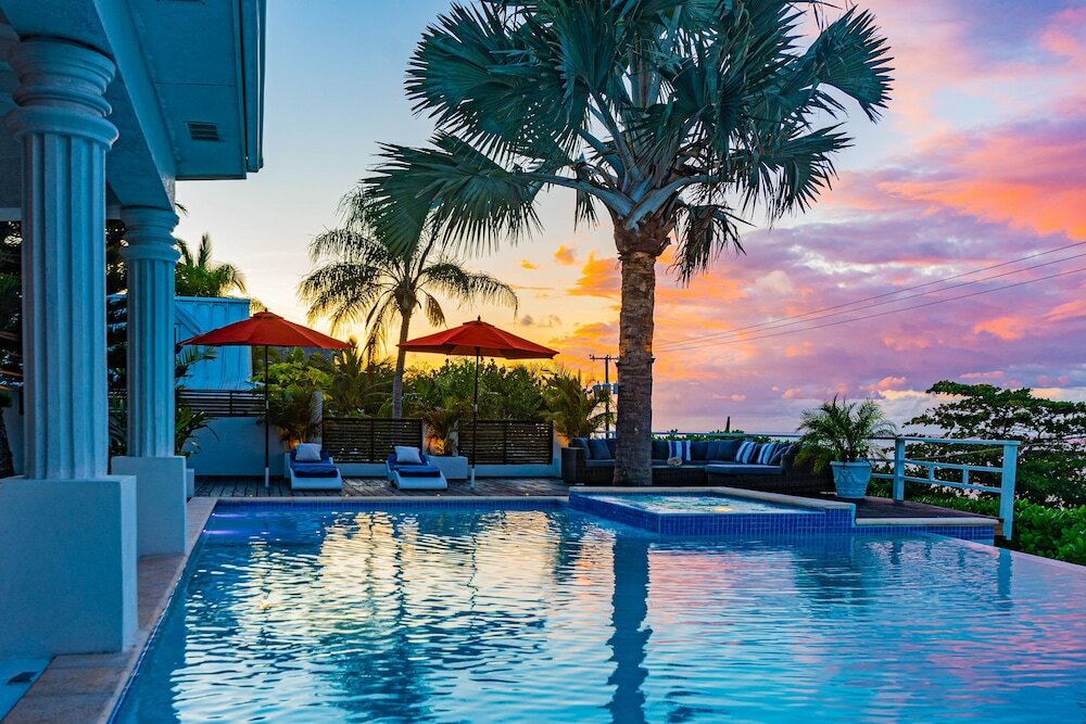 Фото Villa North Winds Orange Hill