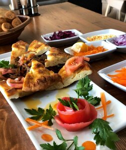 Lina Doner Pide & Lahmacun (Kars, Sarıkamış, İnönü Mah., Gaziler Kolordu Cad.), restaurant