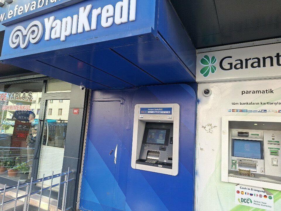 ATM Yapi Kredi, Istanbul, photo