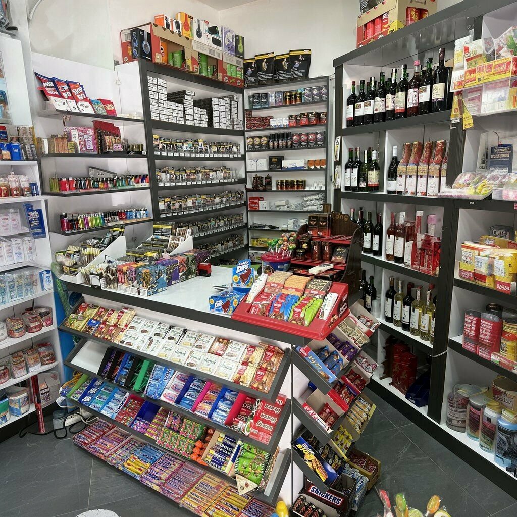 Supermarket Side Kiosk Tobacco, Manavgat, photo