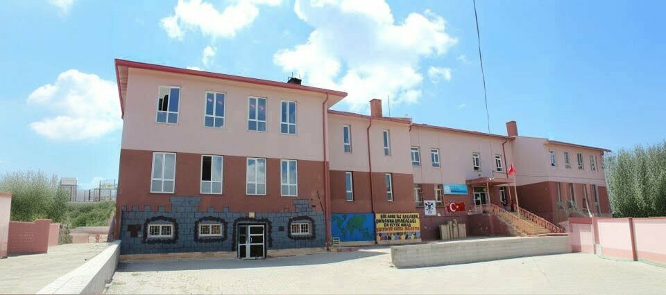 Primary school Sadikhaci Middle School, Beysehir, photo
