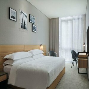 Four Points by Sheraton Linkou (Taiwan, Taoyuan International Airport MRT, New Taipei Industrial Park Metro Station), hotel