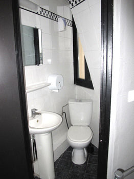 Фото Peace and Love Hostel - Hostel Paris