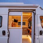 Doruk Karavan (Izmir, Menderes District, Oglananasi Ataturk Neighborhood, 3rd Avenue, 123), vans and trailers