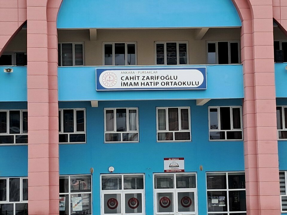 School Cahit Zarifoglu Imam Hatip Middle School, Ankara, photo