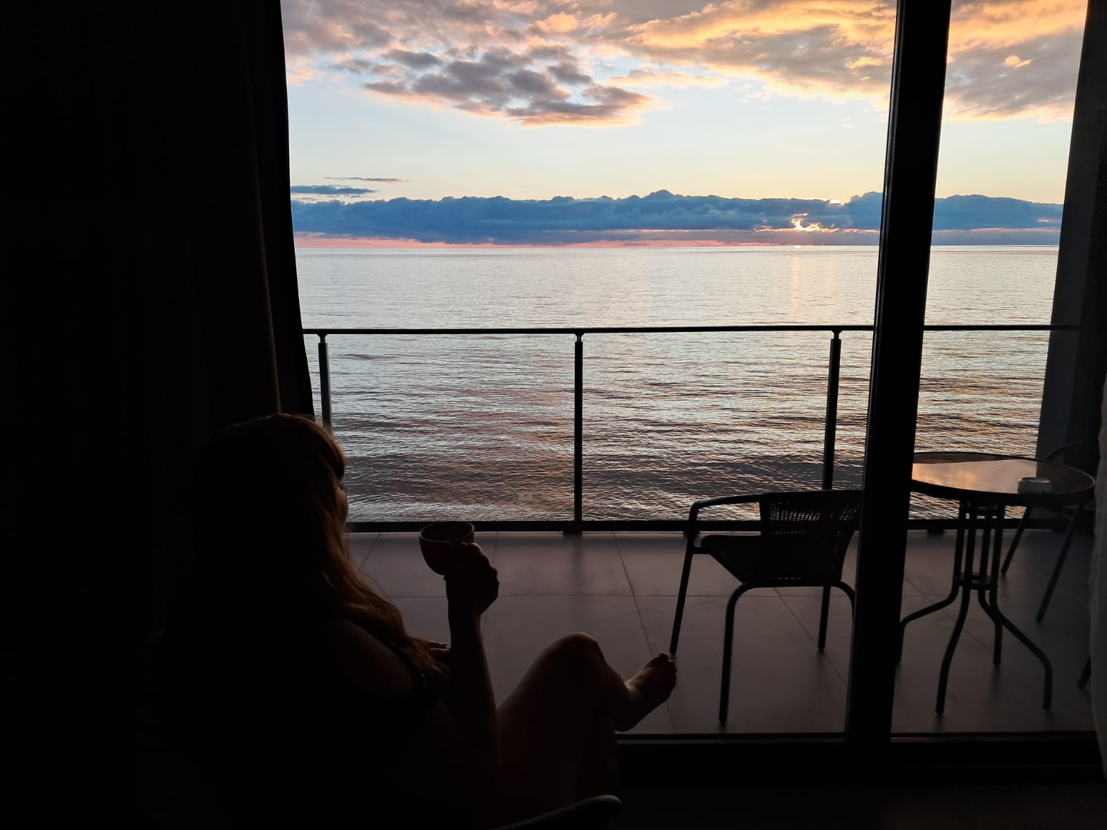 Фото Art More Hotel