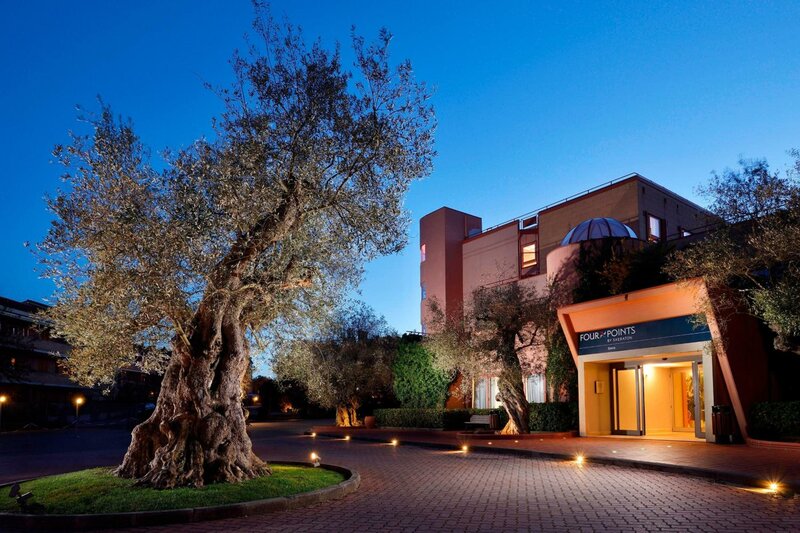 Гостиница Four Points by Sheraton Siena в Сиене