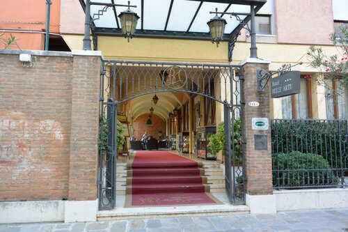 Гостиница Belle Arti Hotel в Венеции