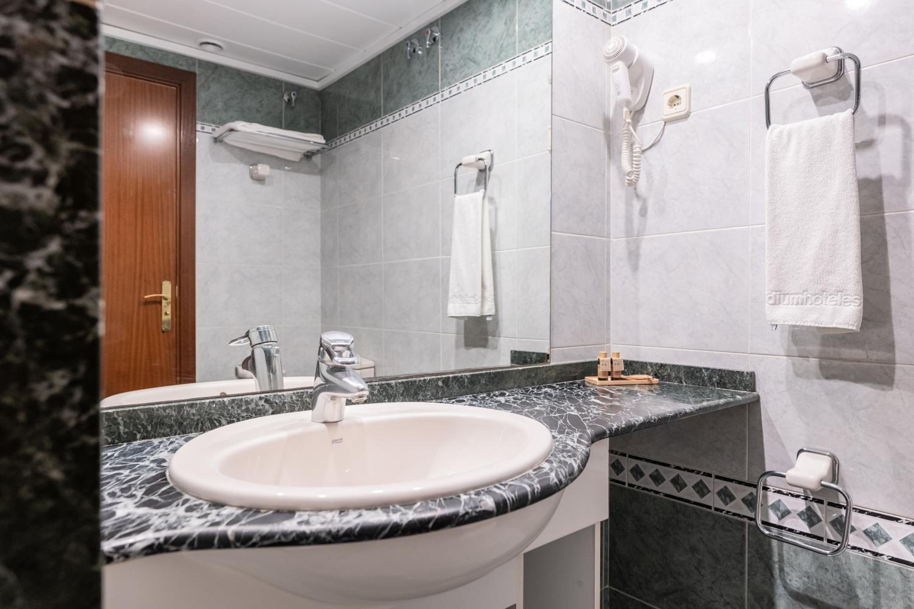 Фото Aparthotel Napols