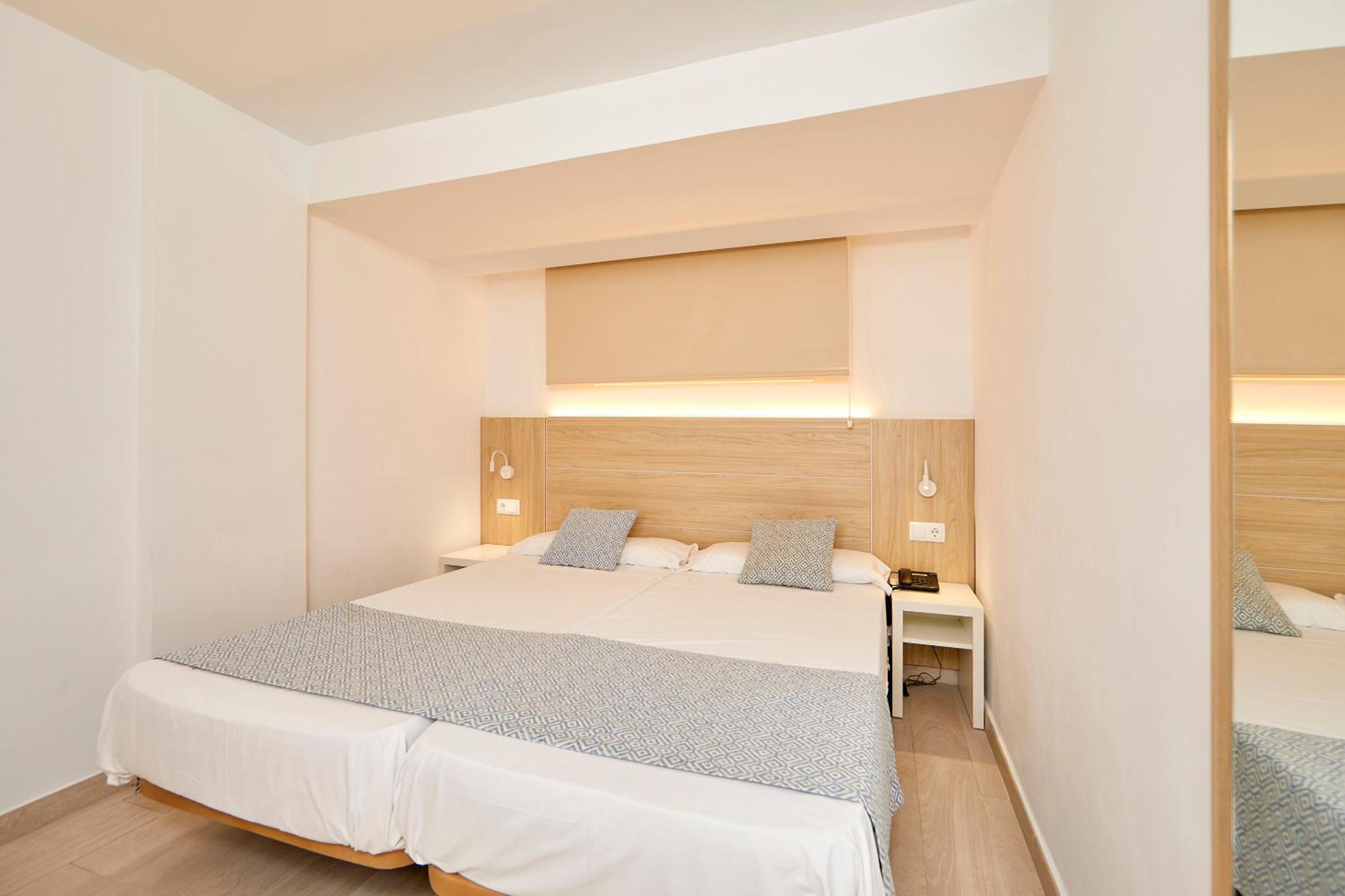 Фото Sun Beach - Только для взрослых