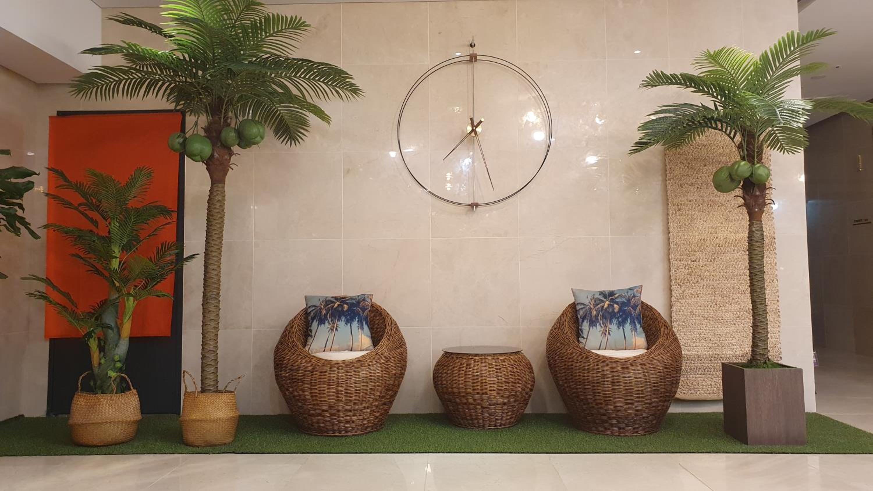 Фото Grandmillions Hotel