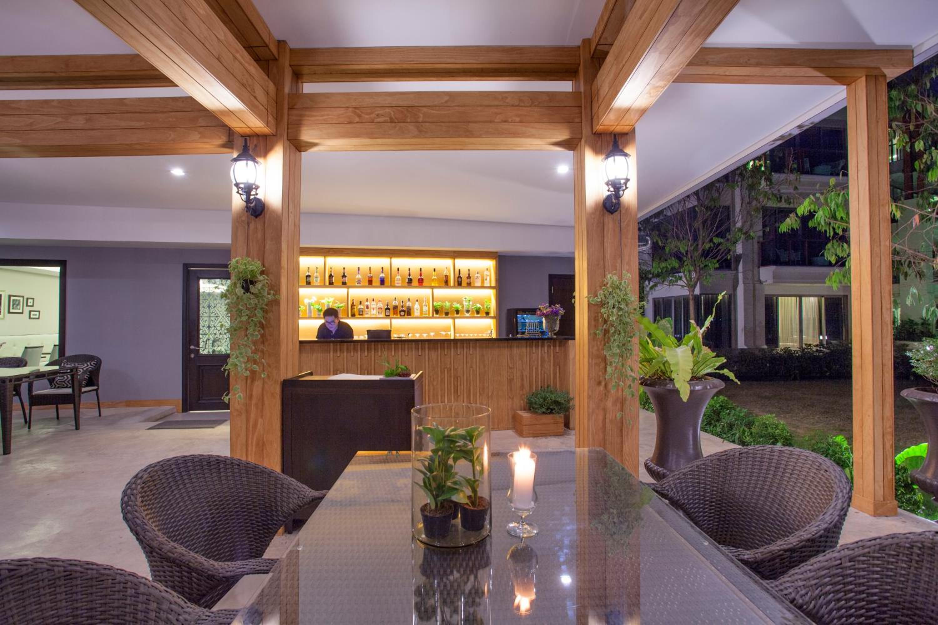 Фото The Chiang Mai Riverside