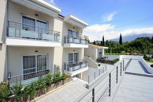 Гостиница Castello Hotel в Патрах