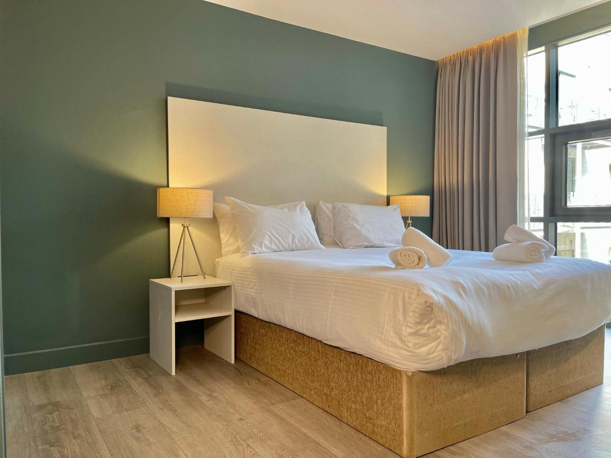 Фото Axiom Park Hotel