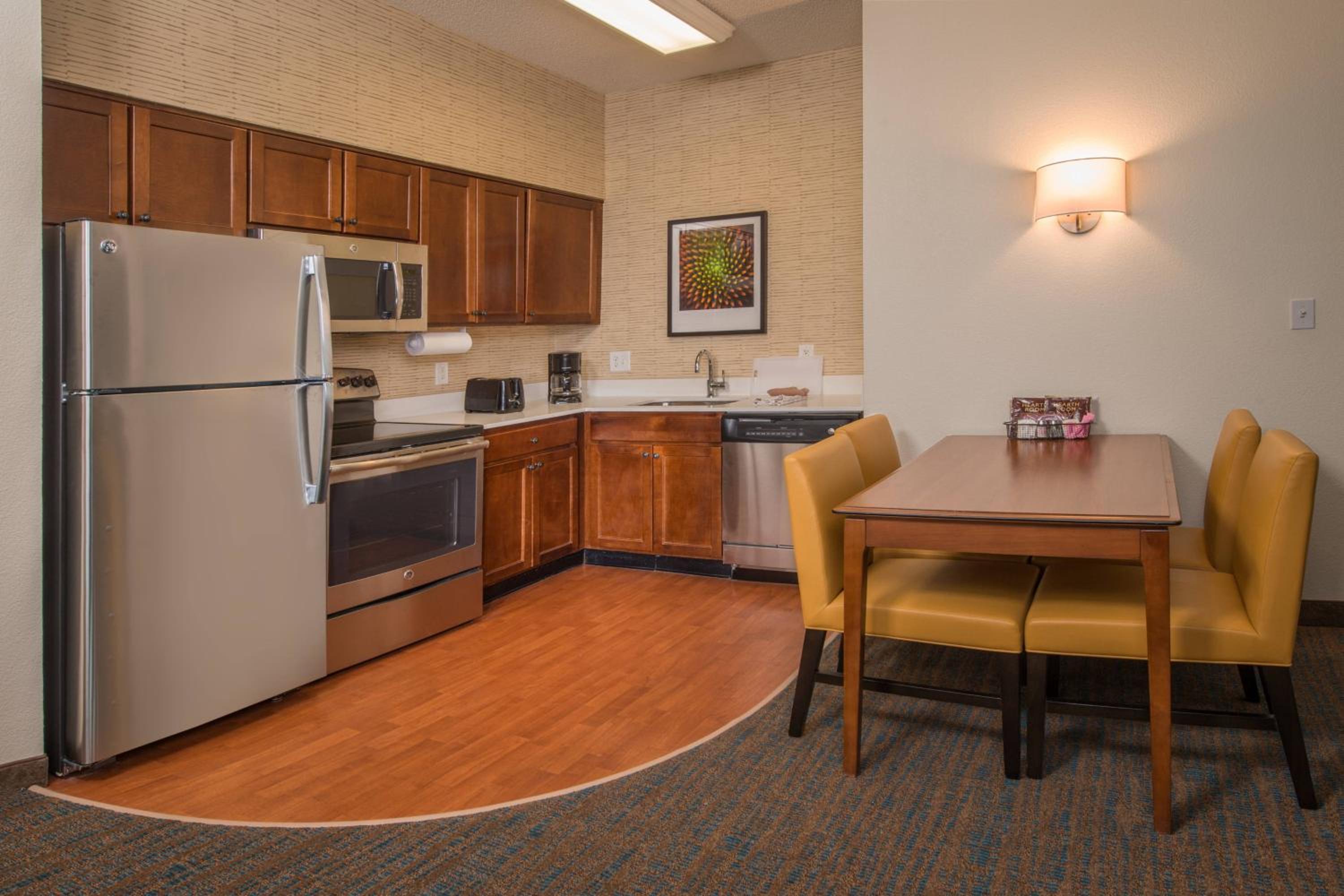 Фото Residence Inn by Marriott Chantilly Dulles South
