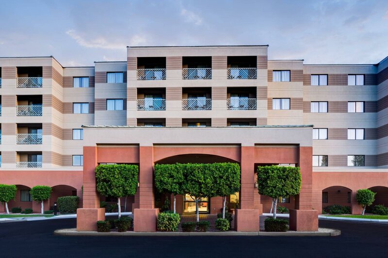 Гостиница Courtyard by Marriott Scottsdale Old Town в Скоттсдейле