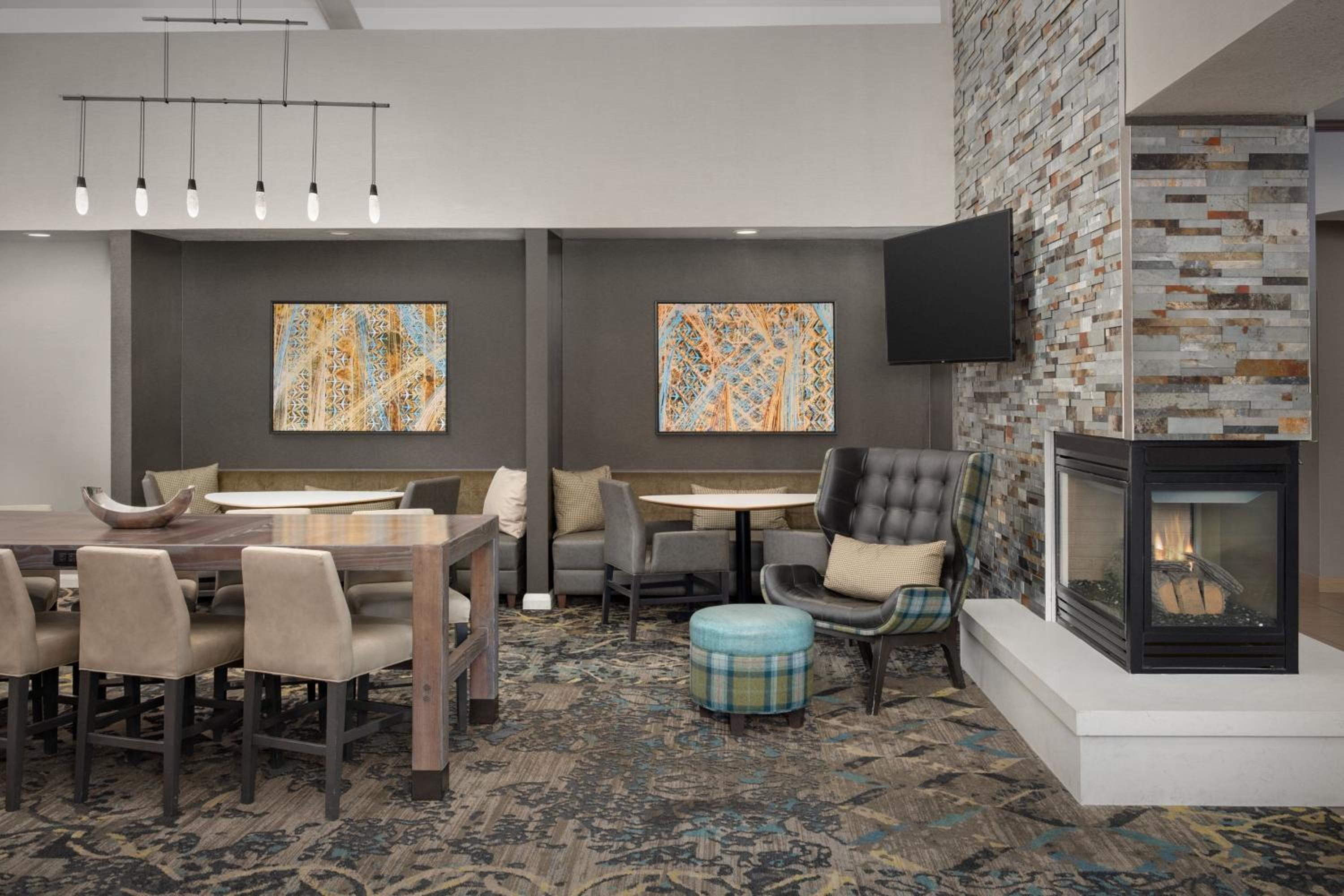 Фото Residence Inn by Marriott Phoenix Airport