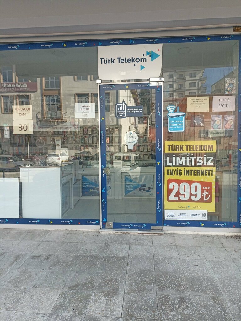 Items for mobile phones Baba & Ogul Communication, Ankara, photo