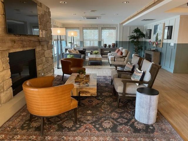 Фото Sweetwater Lift Lodge