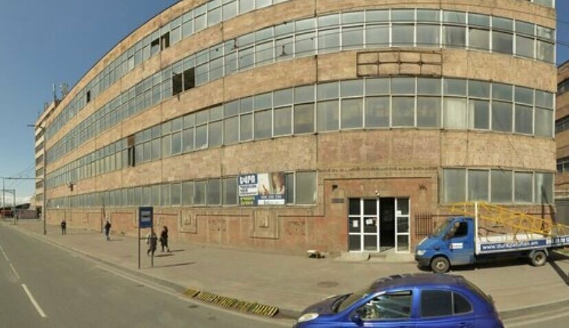 Metal structures Gplas on Arshakuniats, Yerevan, photo