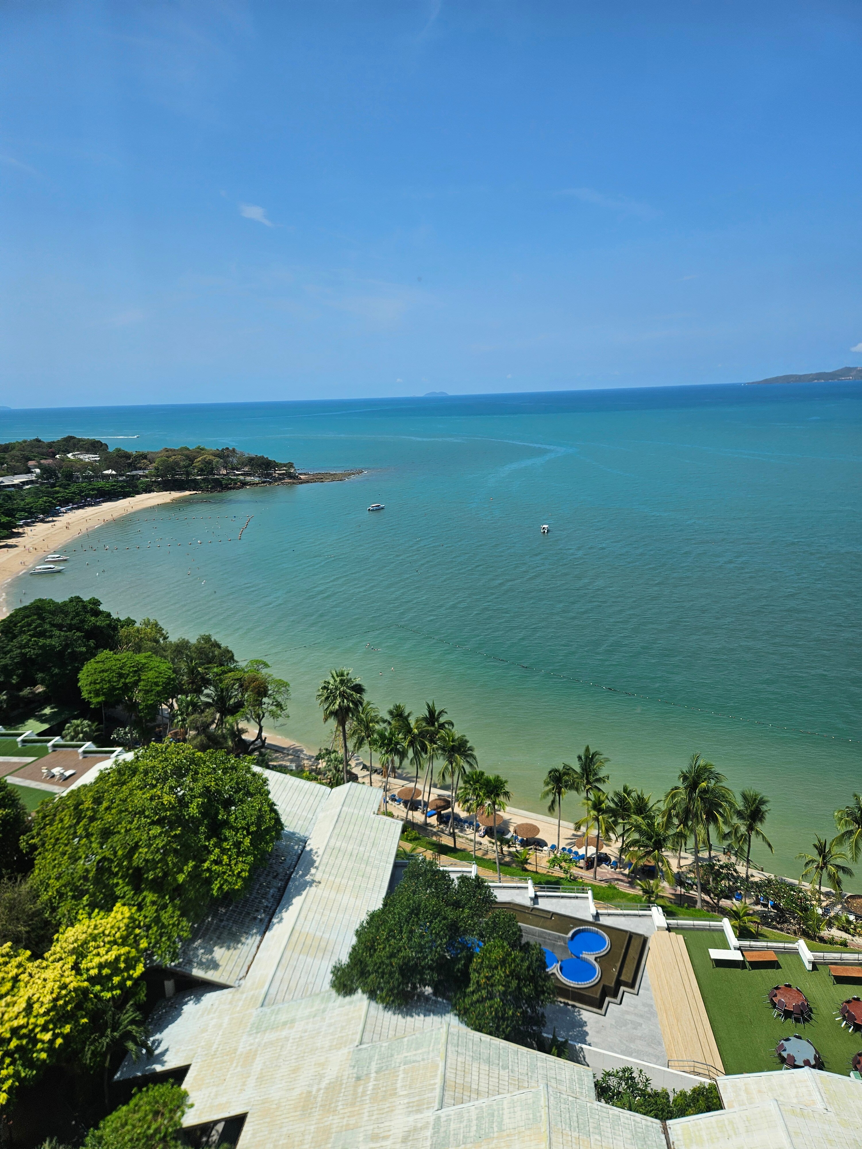 Фото Royal Cliff Beach Hotel