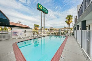 Гостиница Quality Inn & Suites