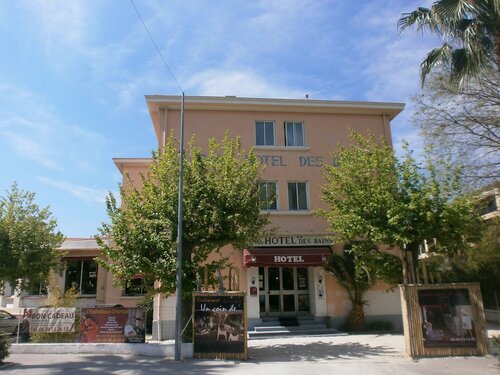 Гостиница Adonis Sanary Grand Hotel des Bains в Санари-сюре-Мер