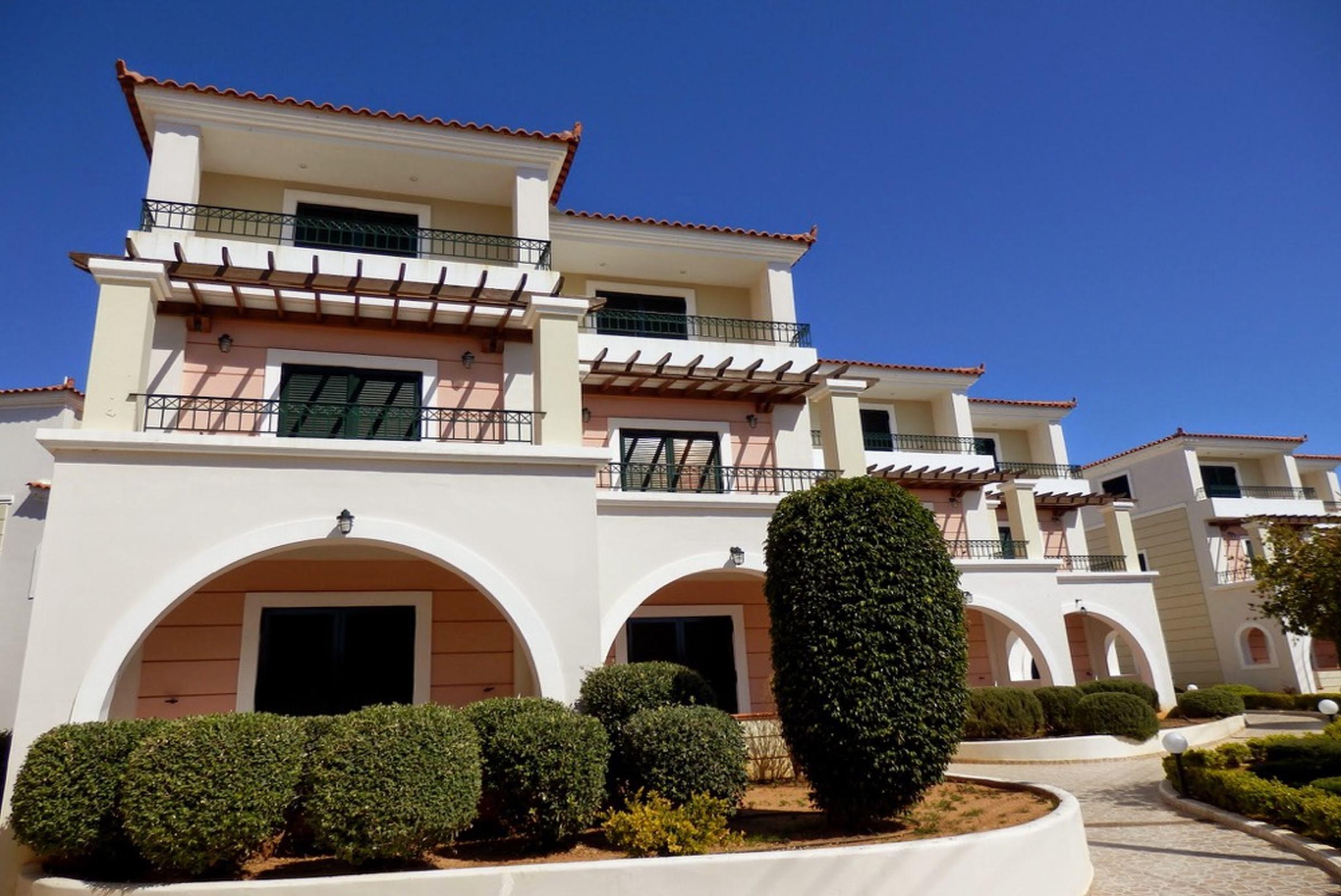 Фото Messina Resort Hotel