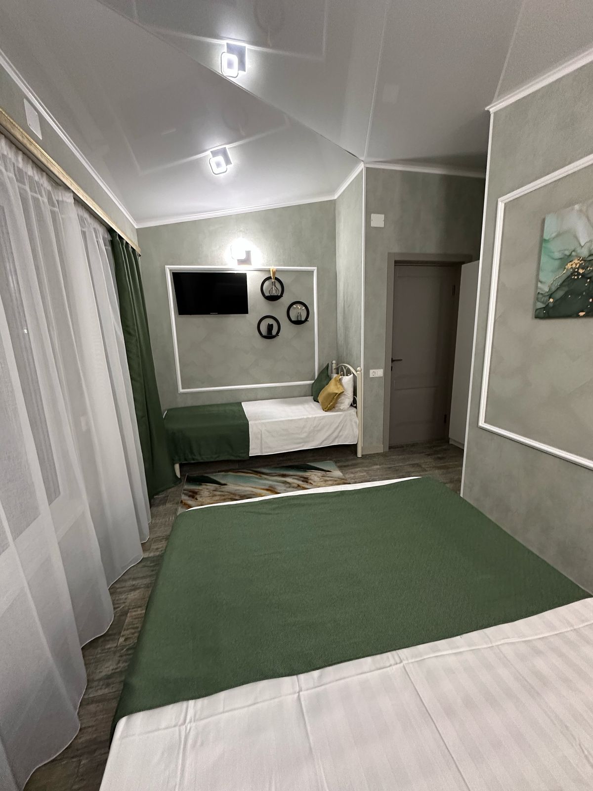 Фото Атлант