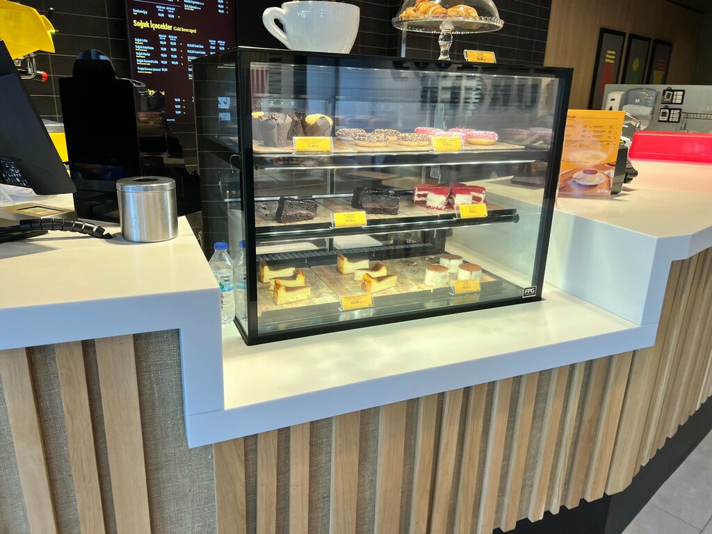 Fast food McDonald's, Istanbul, photo