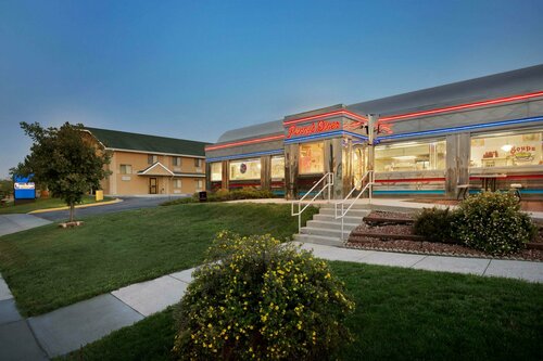 Гостиница Travelodge by Wyndham Cheyenne в Шайенне