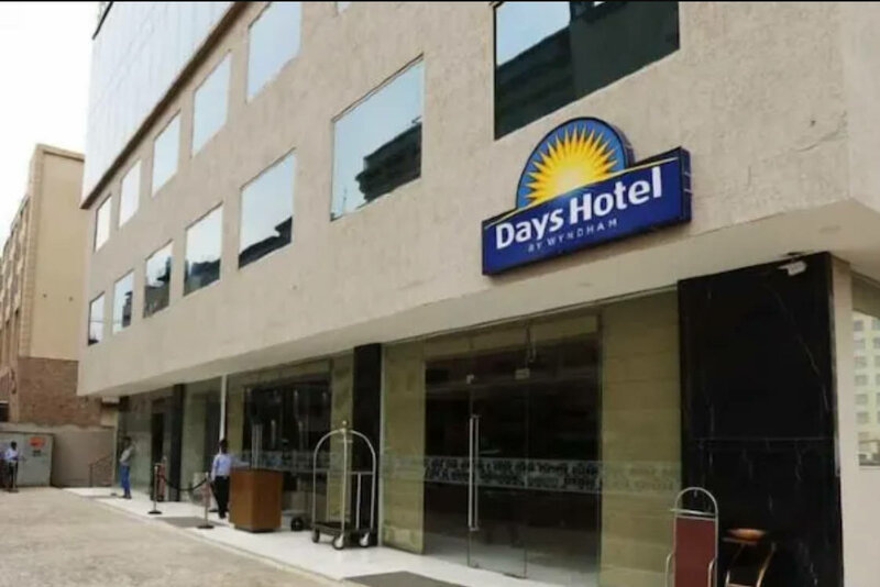 Гостиница Days Hotel by Wyndham Jaipur Tonk Road в Джайпуре