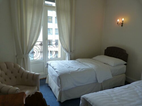 Гостиница J5 Hotels Helvetie Montreux в Монтре